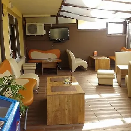 юг Guest house *
